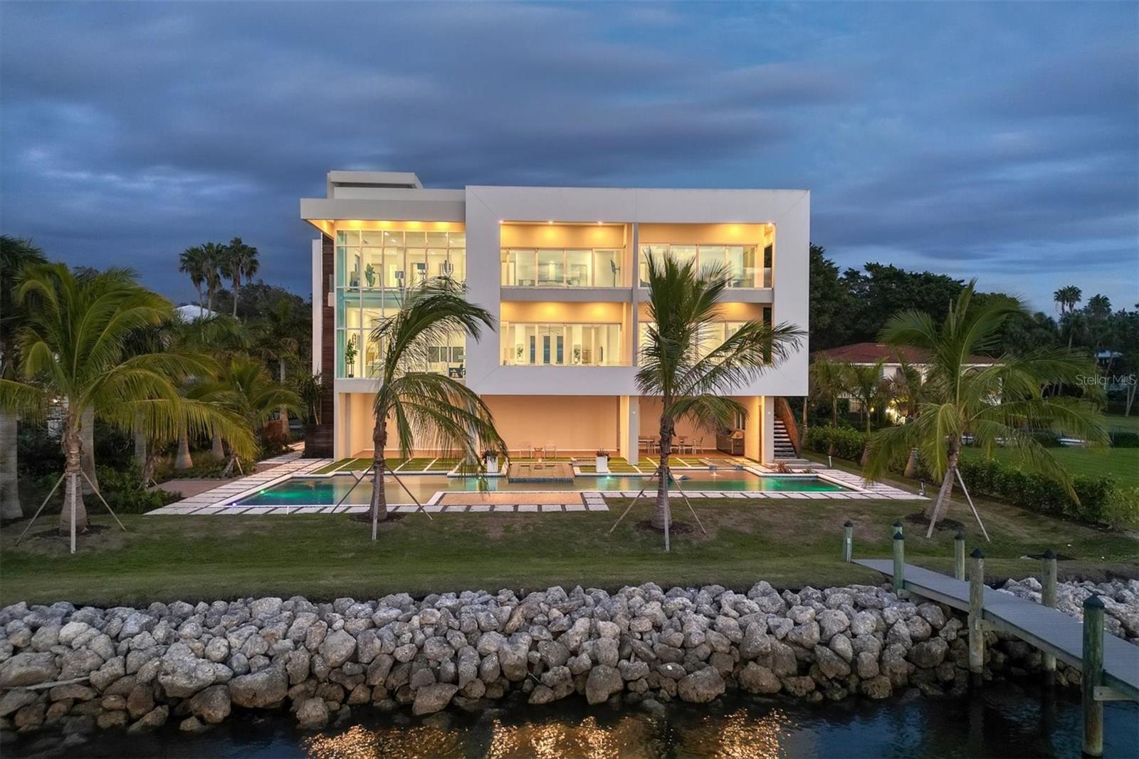 1000 TOCOBAGA LN, SARASOTA, FL, 34236