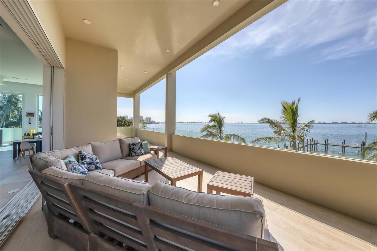 1000 TOCOBAGA LN, SARASOTA, FL, 34236