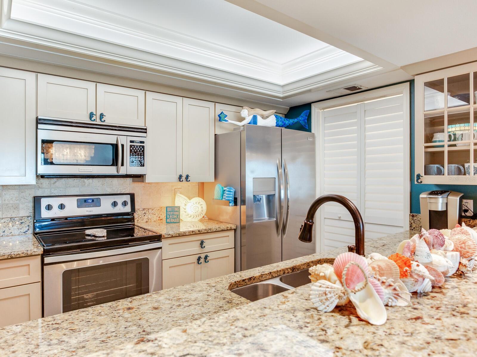 18320 GULF BLVD #102, REDINGTON SHORES, FL, 33708