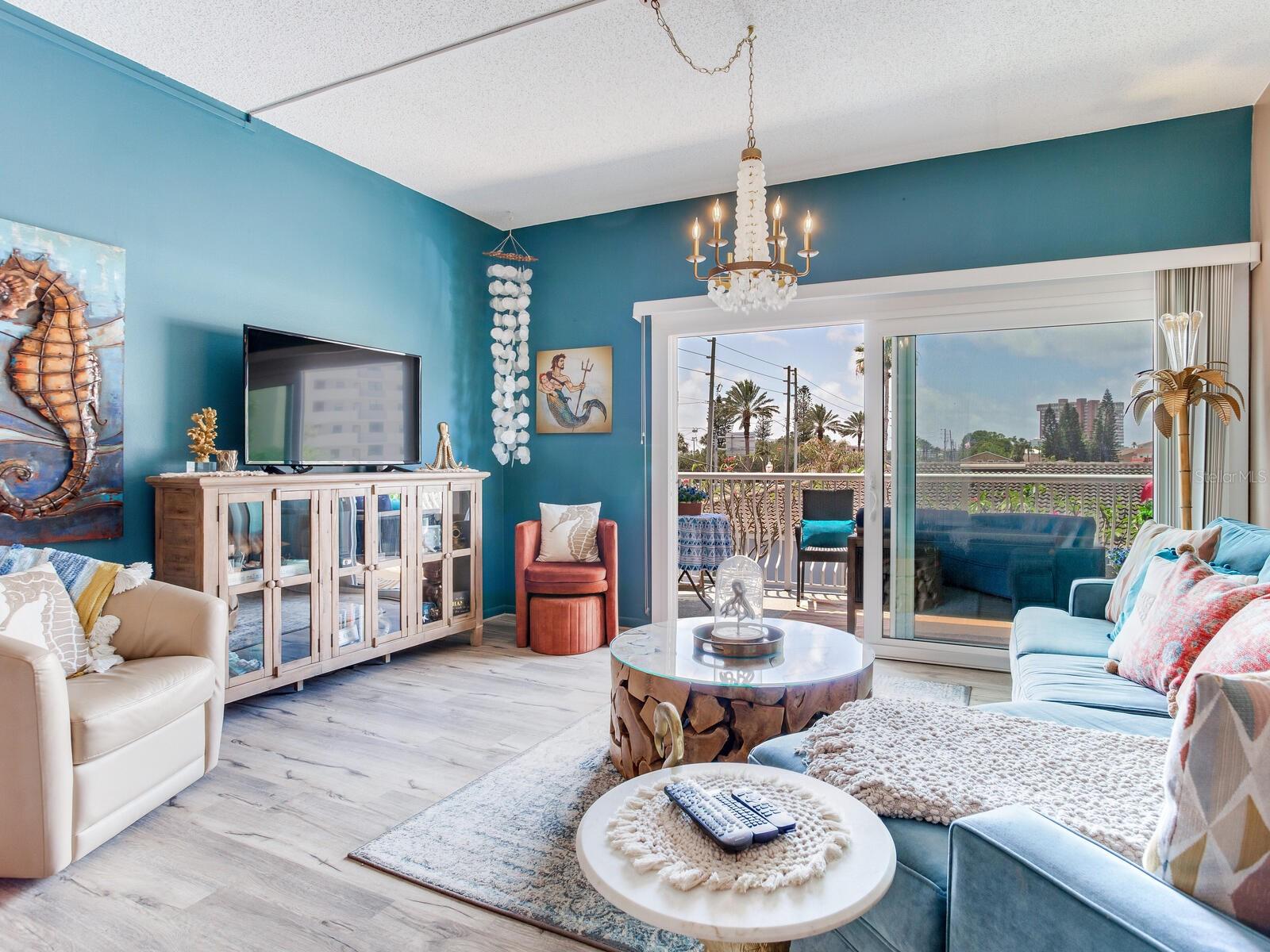 18320 GULF BLVD #102, REDINGTON SHORES, FL, 33708