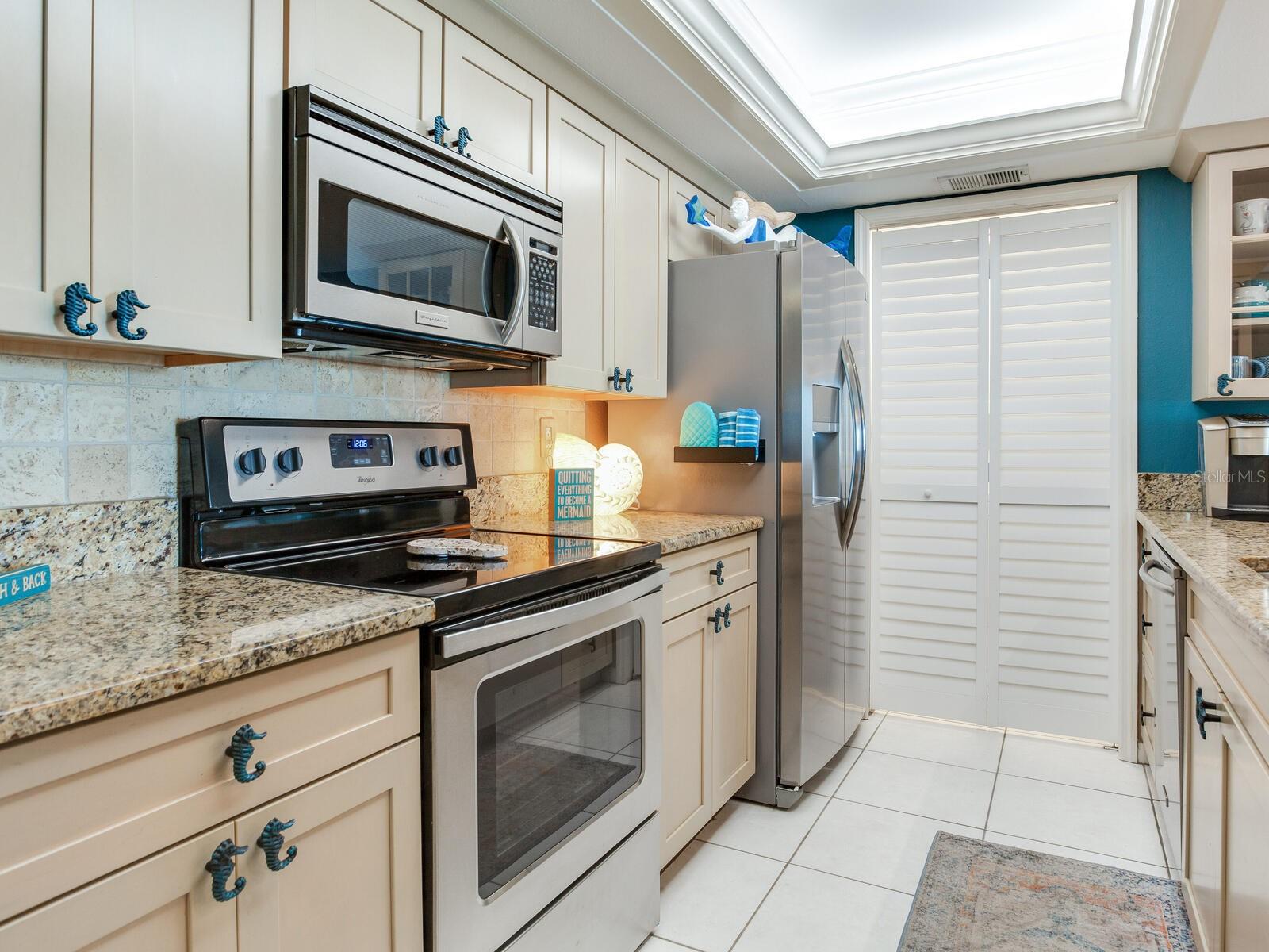 18320 GULF BLVD #102, REDINGTON SHORES, FL, 33708