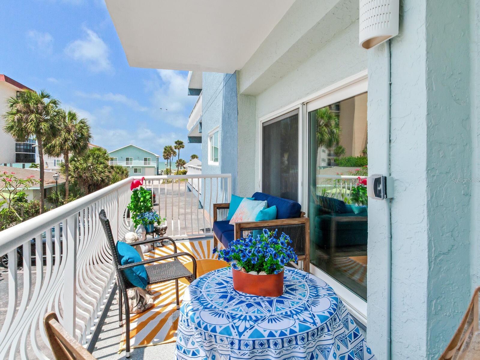 18320 GULF BLVD #102, REDINGTON SHORES, FL, 33708