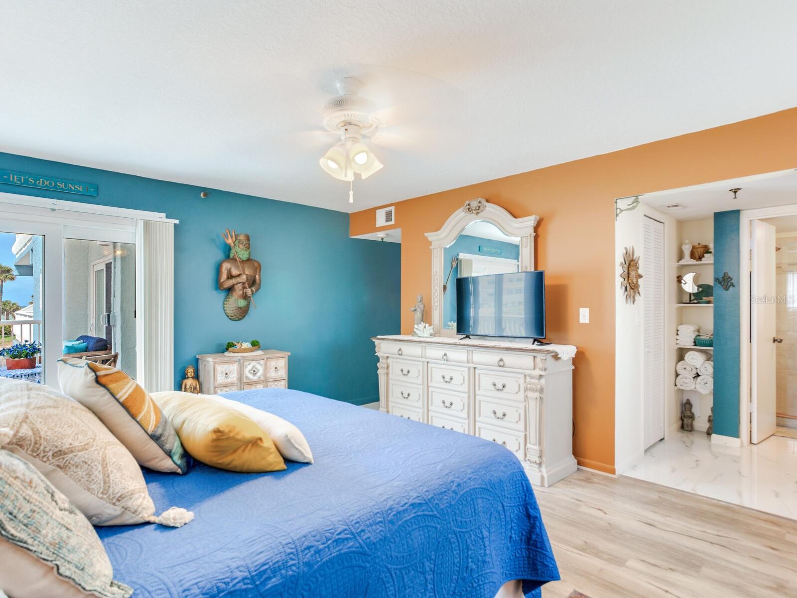 18320 GULF BLVD #102, REDINGTON SHORES, FL, 33708