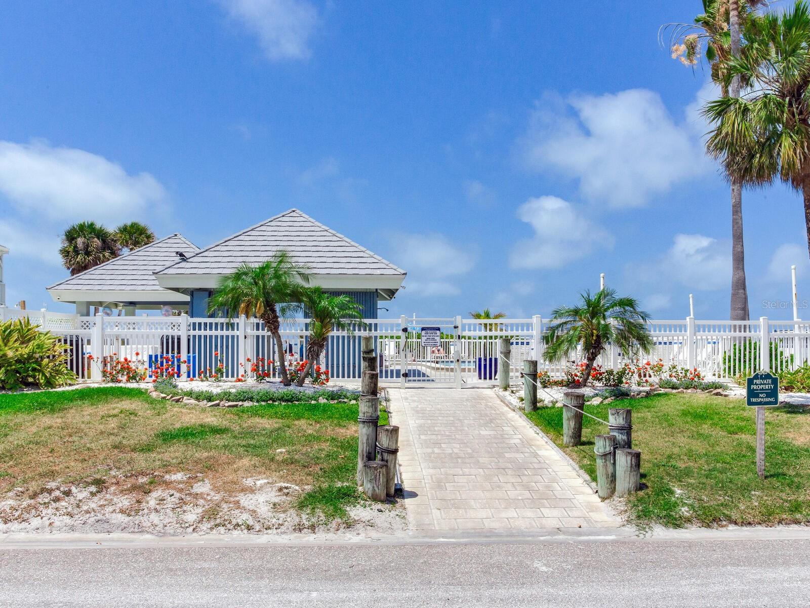 18320 GULF BLVD #102, REDINGTON SHORES, FL, 33708