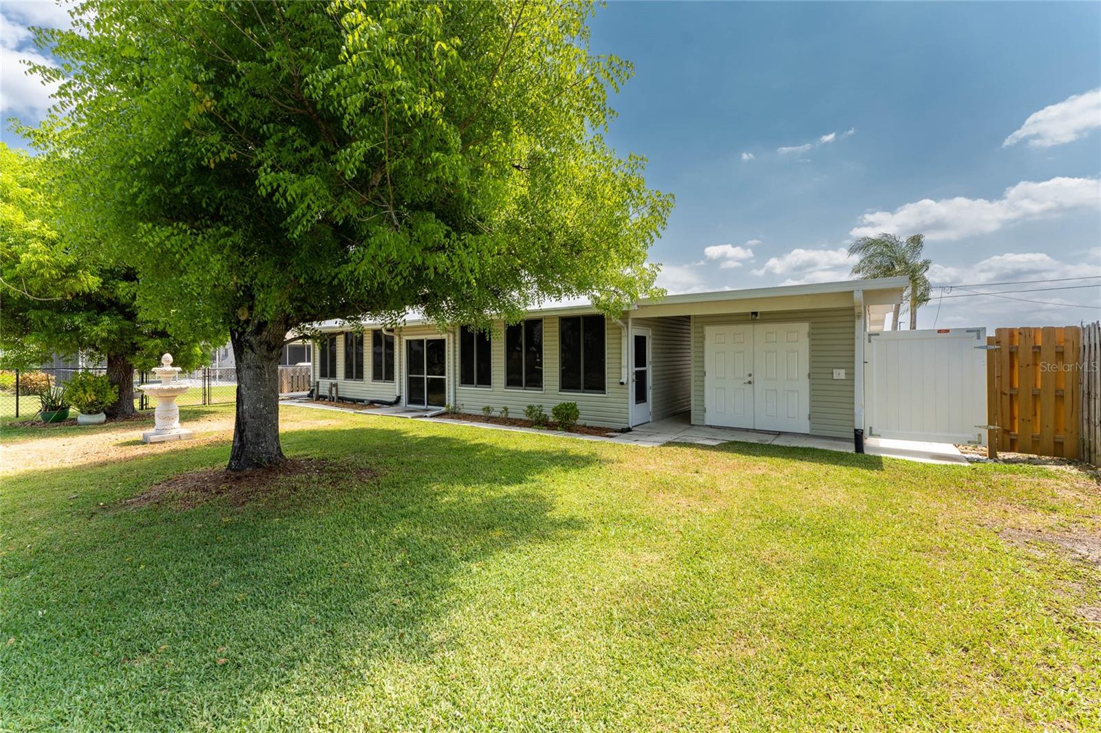 2255 EASY ST, PORT CHARLOTTE, FL, 33952
