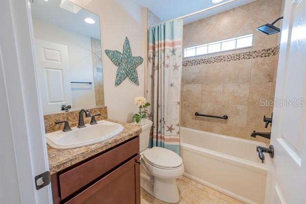 5596 CEDAR WAXWING DR, THE VILLAGES, FL, 32163