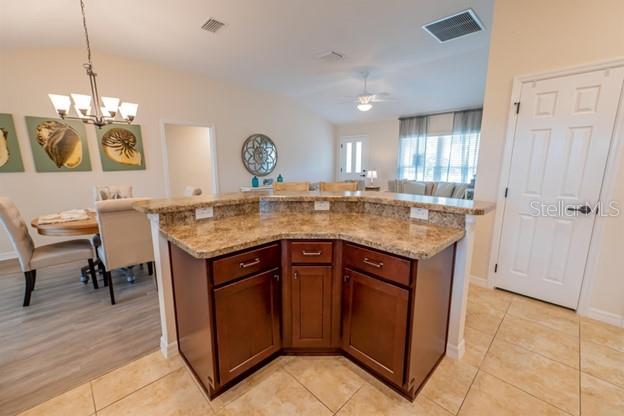 5596 CEDAR WAXWING DR, THE VILLAGES, FL, 32163
