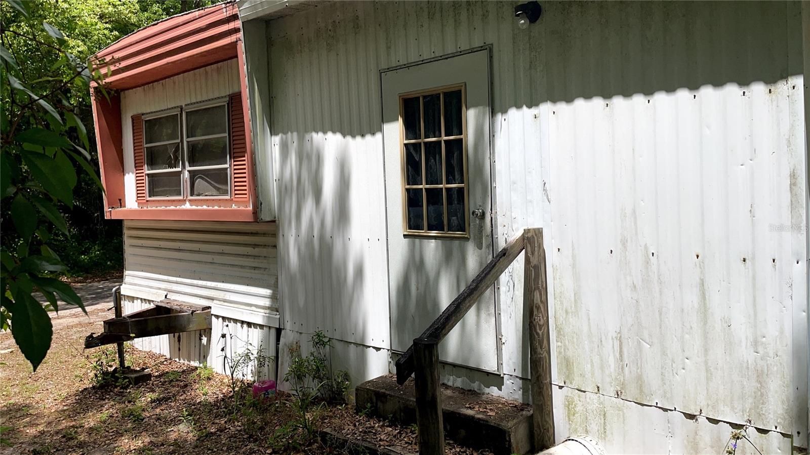 13894 SE HWY 464C, OCKLAWAHA, FL, 32179