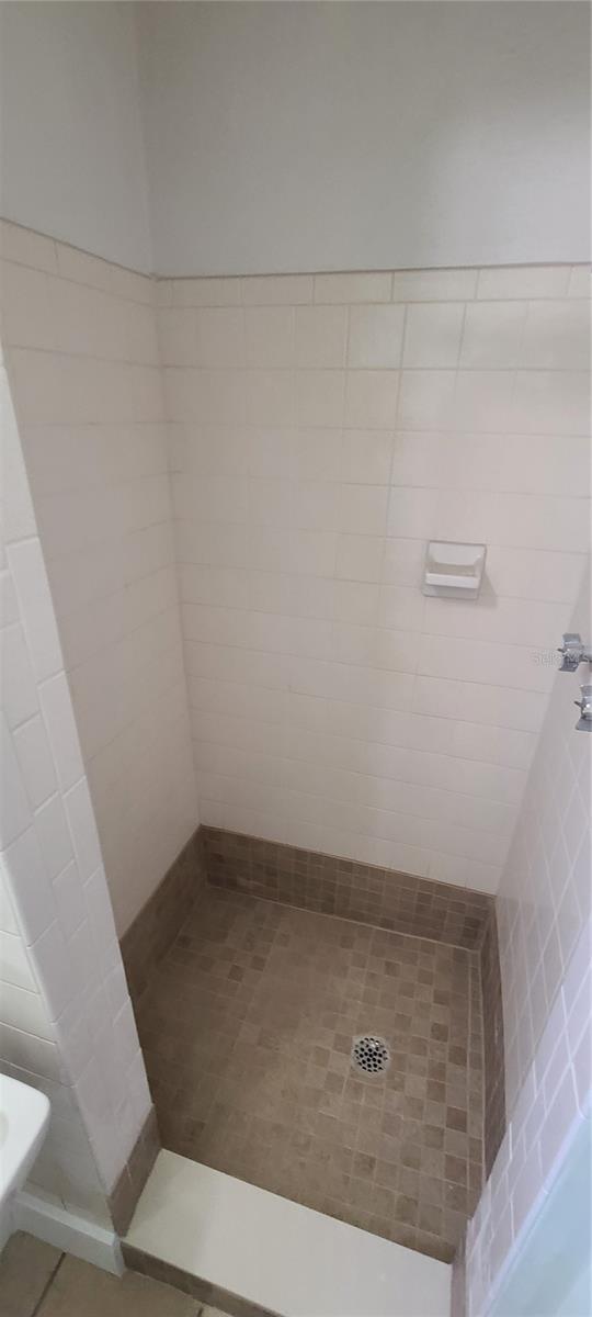 9901 111TH LN, SEMINOLE, FL, 33772