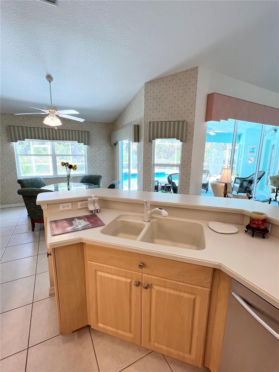 2454 SONOMA DR W, NOKOMIS, FL, 34275