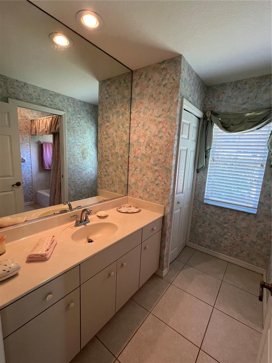 2454 SONOMA DR W, NOKOMIS, FL, 34275