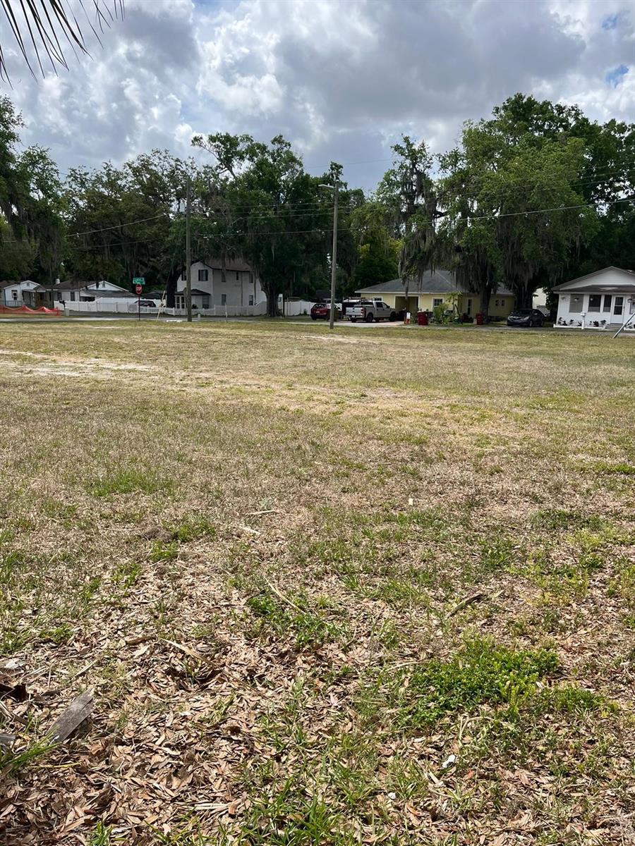 1704 W GRANFIELD AVE, PLANT CITY, FL, 33563