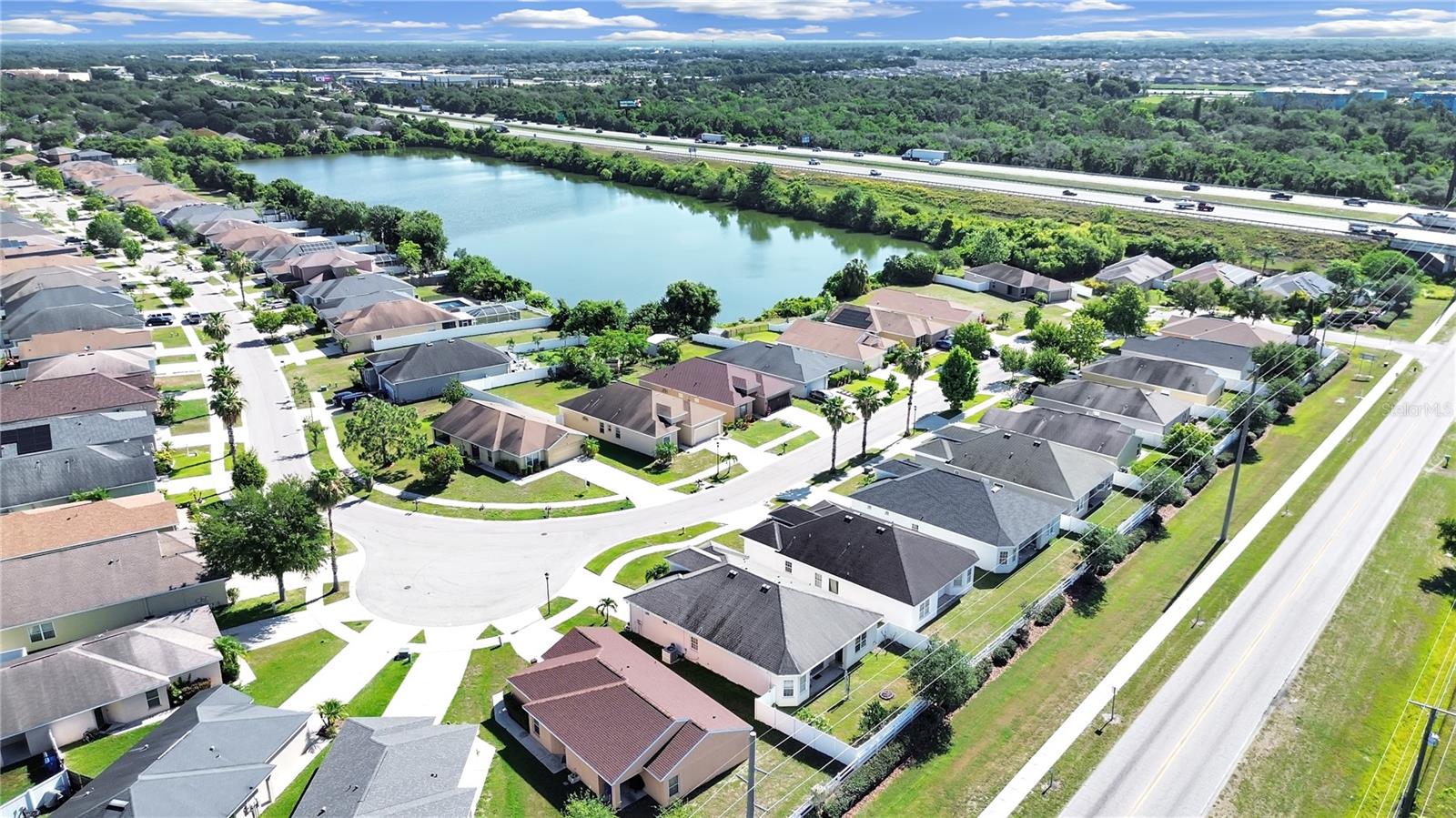 11329 SOUTHWIND LAKE DR, GIBSONTON, FL, 33534
