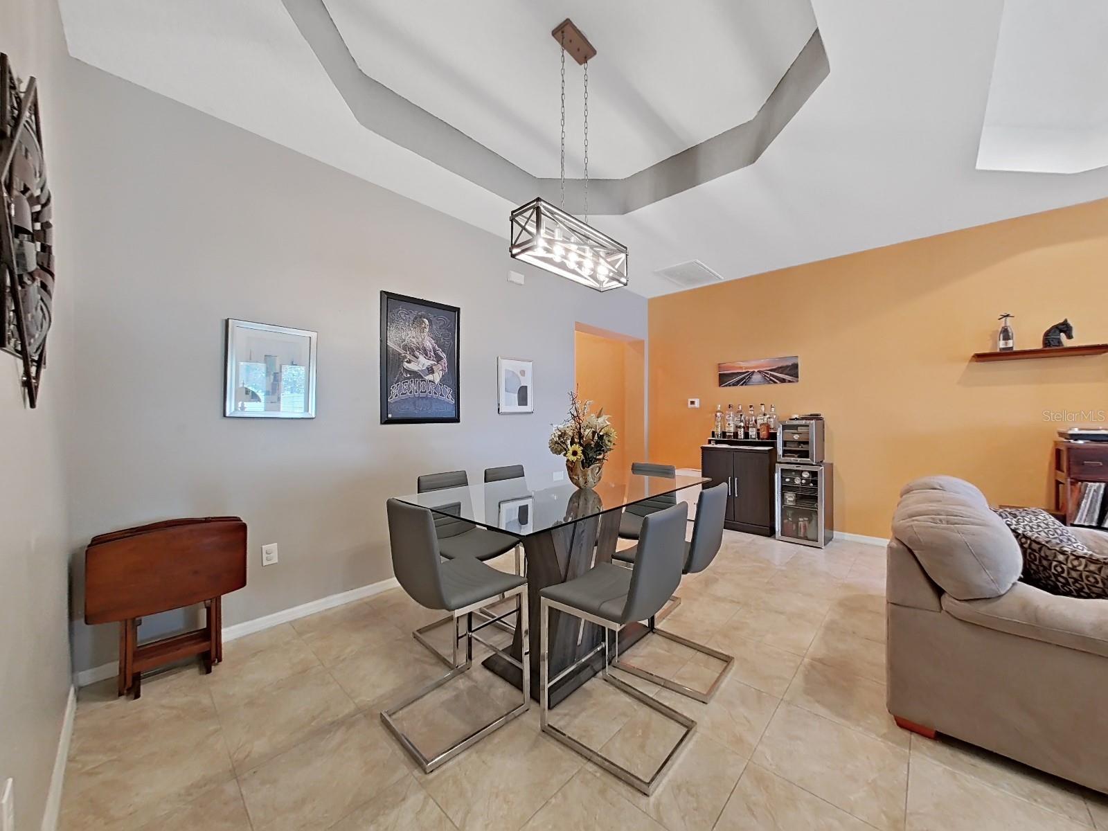 11329 SOUTHWIND LAKE DR, GIBSONTON, FL, 33534