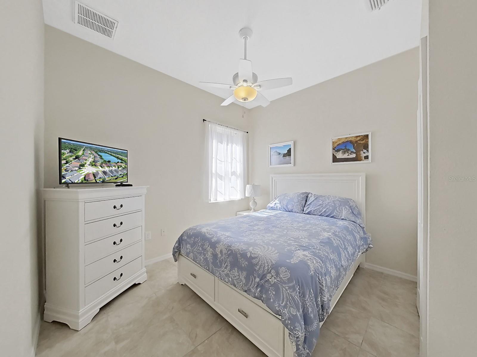 11329 SOUTHWIND LAKE DR, GIBSONTON, FL, 33534