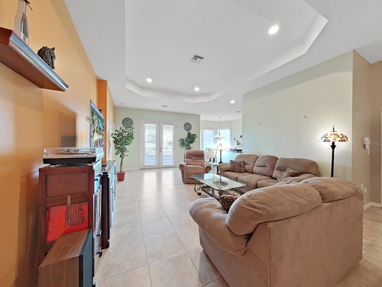 11329 SOUTHWIND LAKE DR, GIBSONTON, FL, 33534