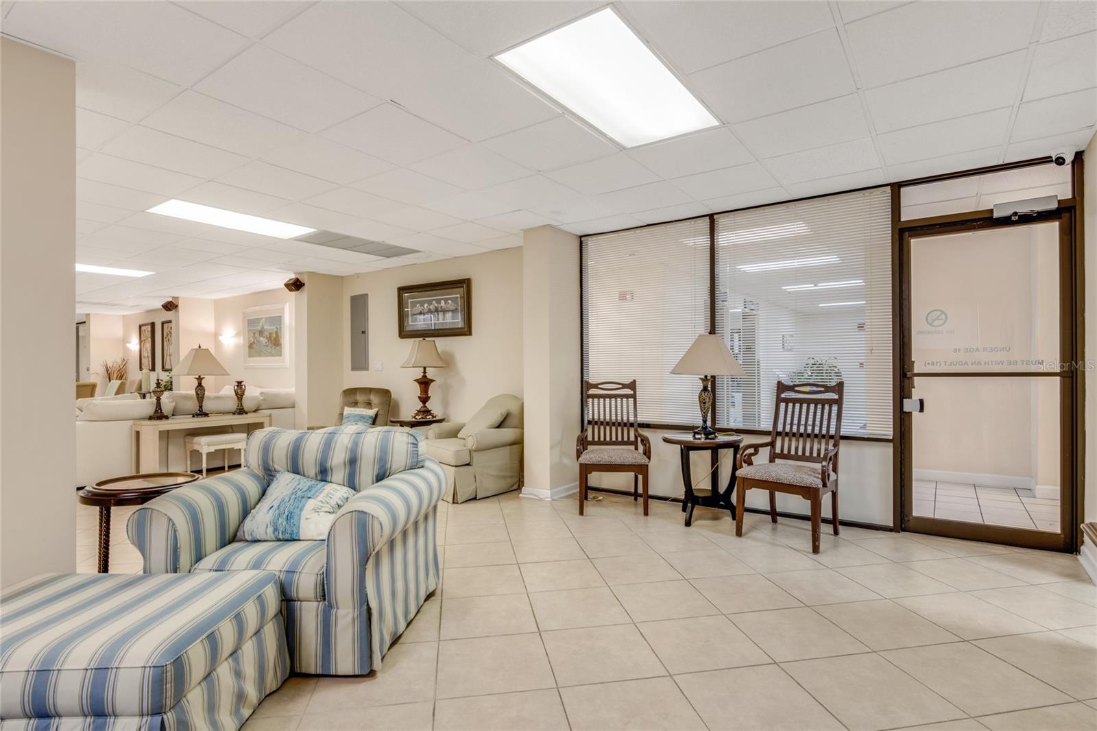 1415 OCEAN SHORE BLVD #909, ORMOND BEACH, FL, 32176
