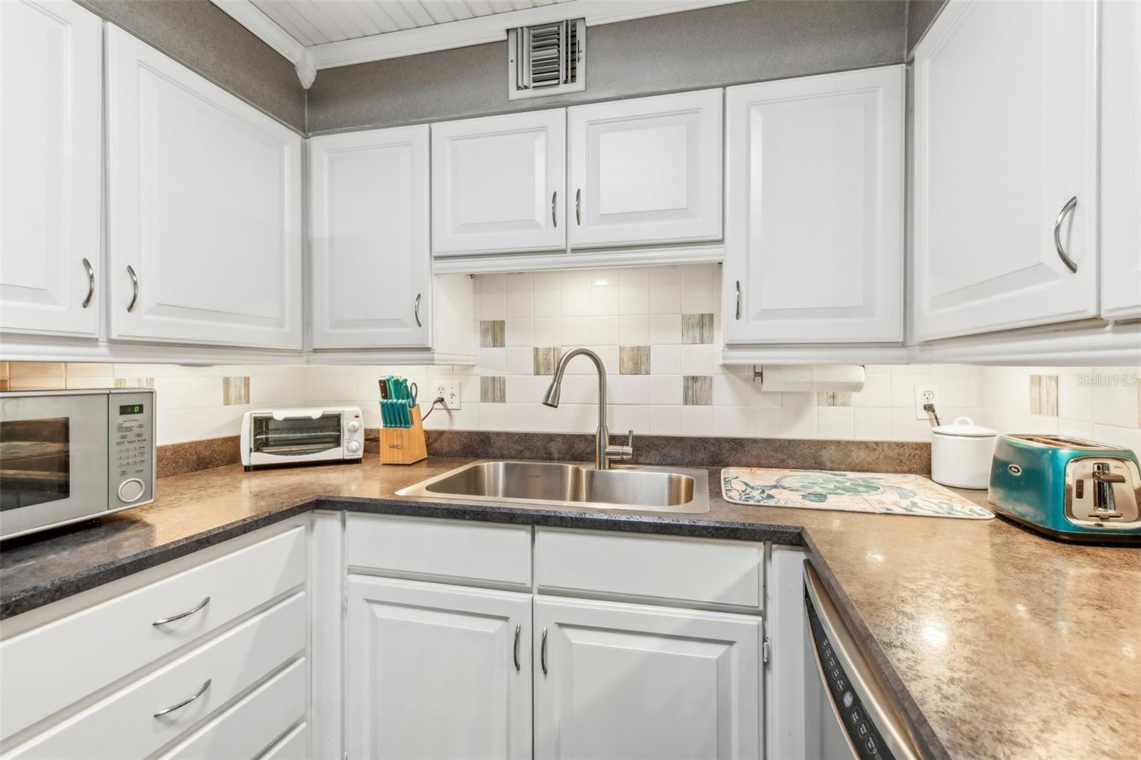 1415 OCEAN SHORE BLVD #909, ORMOND BEACH, FL, 32176