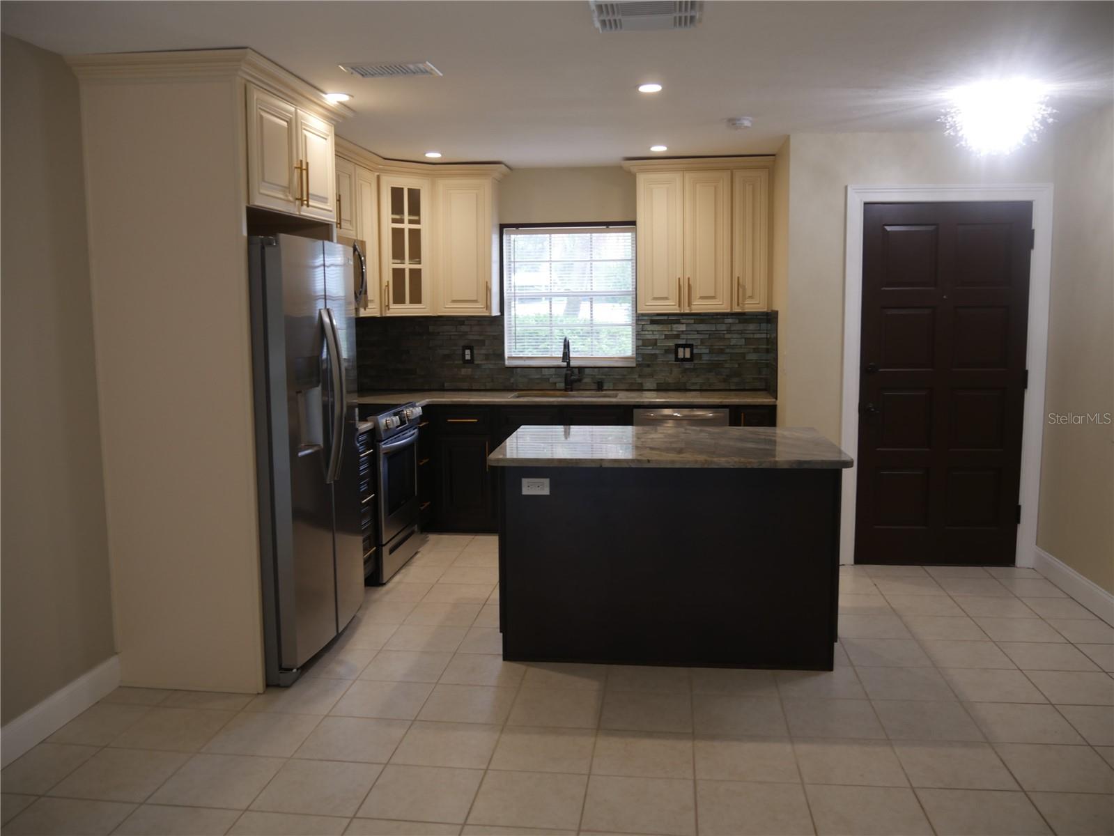 2411 ASPINWALL ST #2411, SARASOTA, FL, 34237
