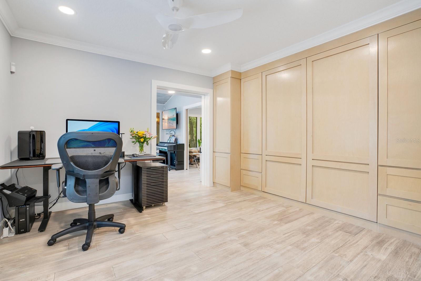 576 S OSCEOLA AVE #16, ORLANDO, FL, 32801