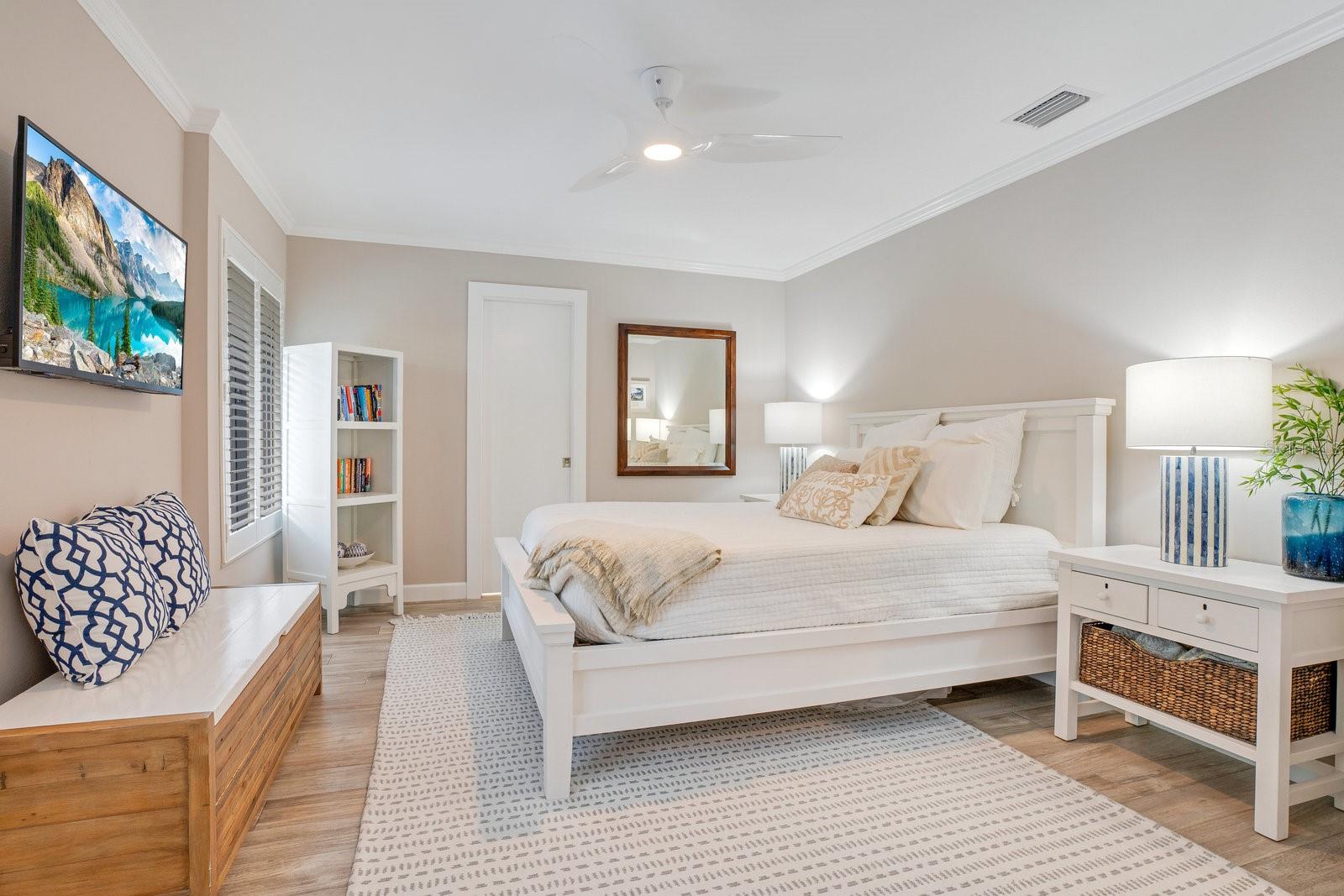 576 S OSCEOLA AVE #16, ORLANDO, FL, 32801