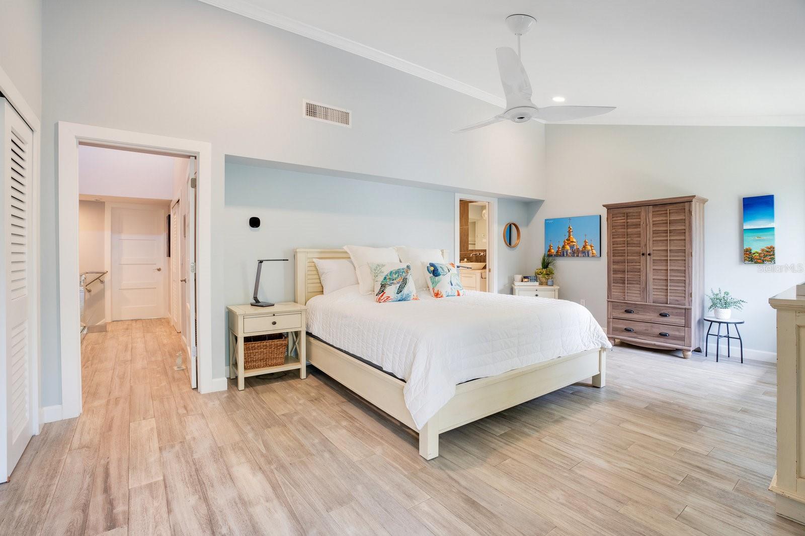 576 S OSCEOLA AVE #16, ORLANDO, FL, 32801