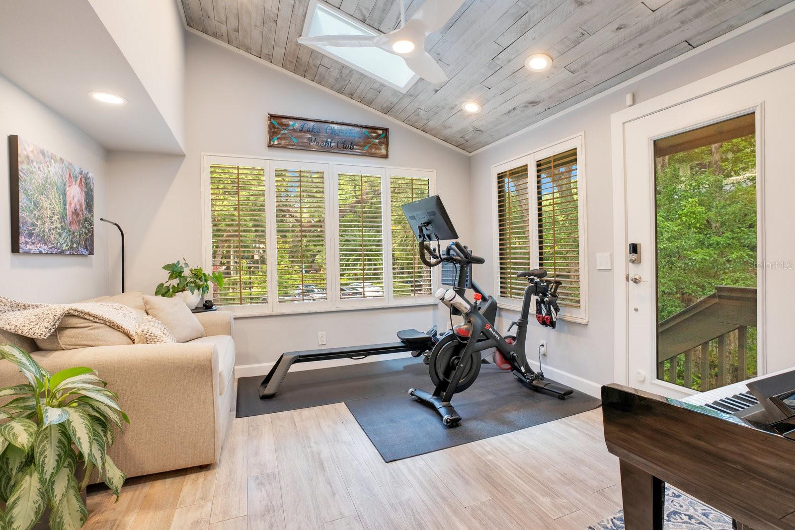 576 S OSCEOLA AVE #16, ORLANDO, FL, 32801