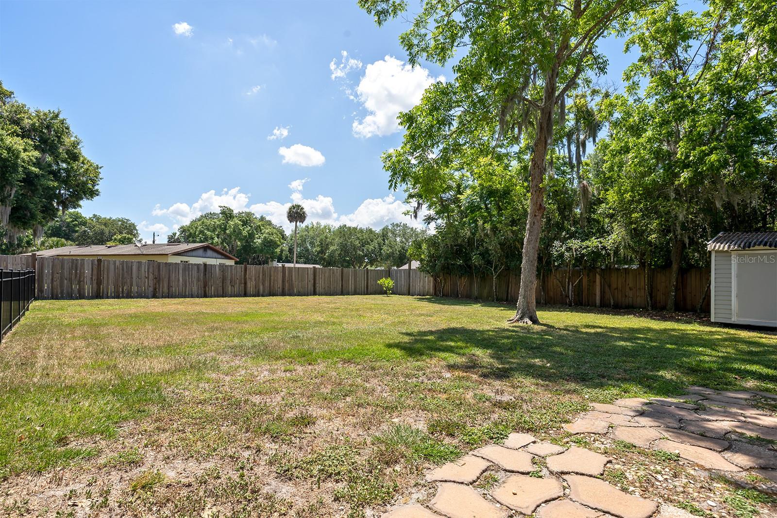 57 S TROWELL AVE, UMATILLA, FL, 32784