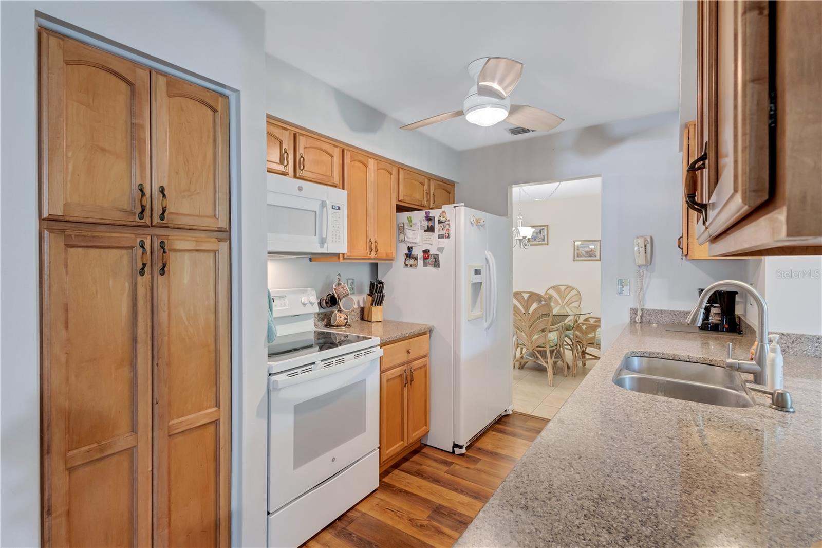 2875 LOMOND DR, PALM HARBOR, FL, 34684