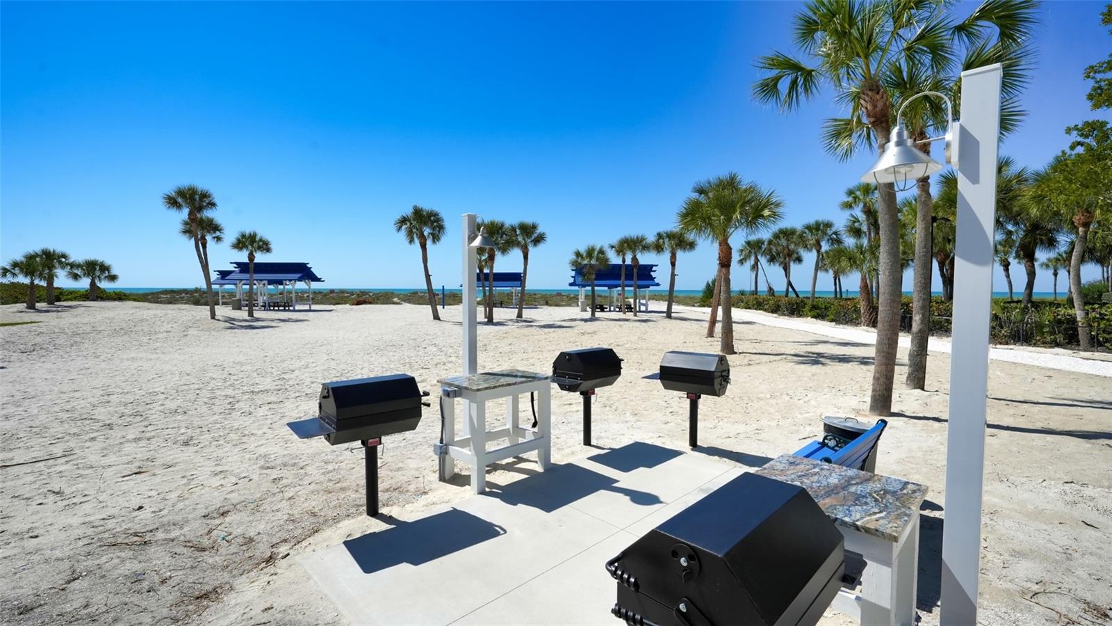 2383 HARBOUR OAKS DR, LONGBOAT KEY, FL, 34228