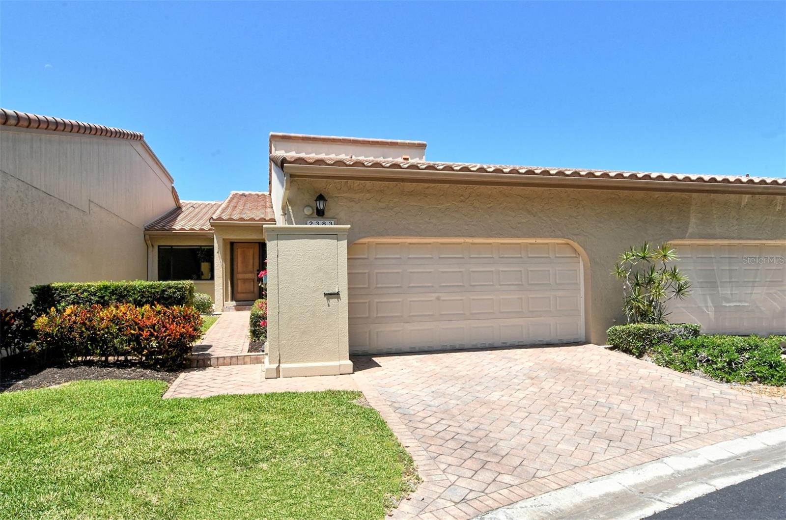 2383 HARBOUR OAKS DR, LONGBOAT KEY, FL, 34228