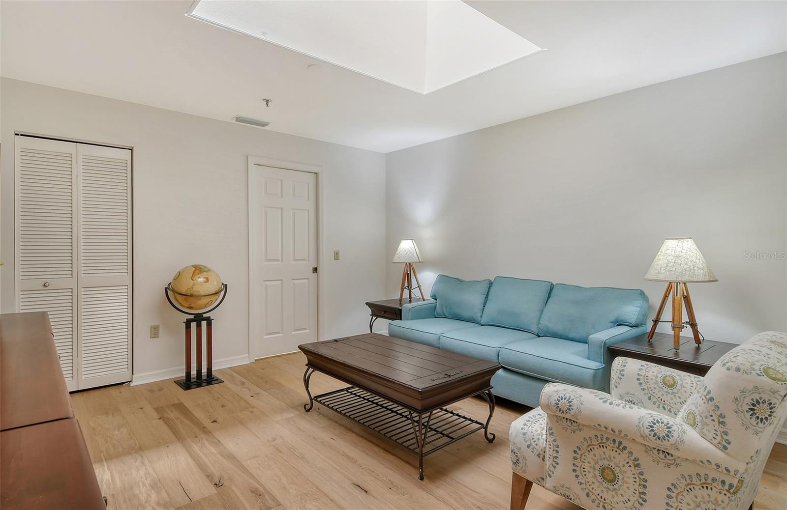 2383 HARBOUR OAKS DR, LONGBOAT KEY, FL, 34228