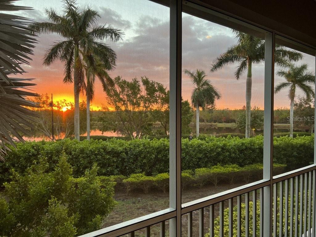 395 ARUBA CIR #102, BRADENTON, FL, 34209