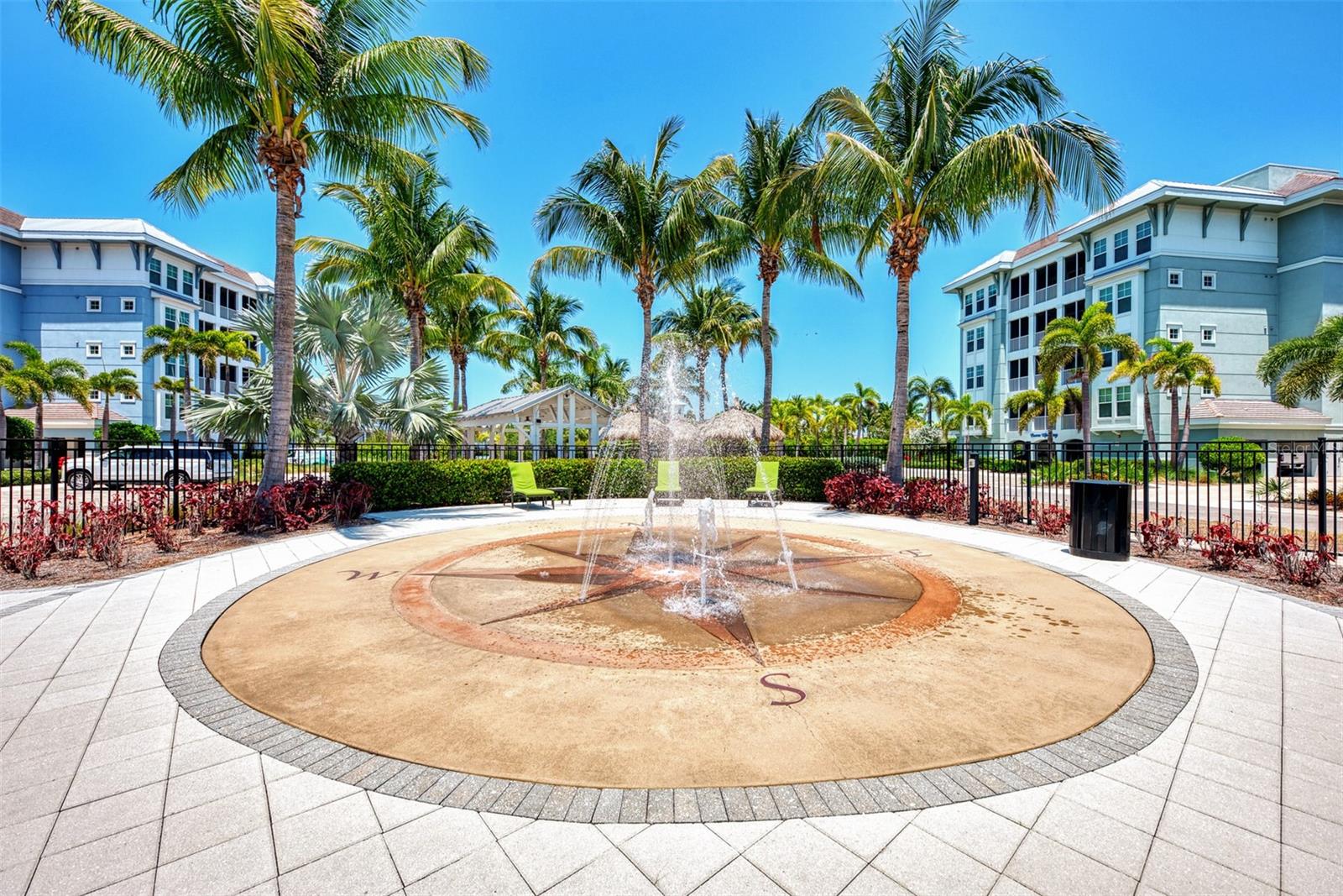 395 ARUBA CIR #102, BRADENTON, FL, 34209