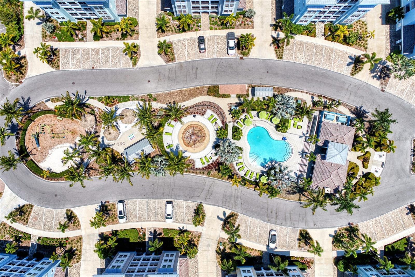 395 ARUBA CIR #102, BRADENTON, FL, 34209