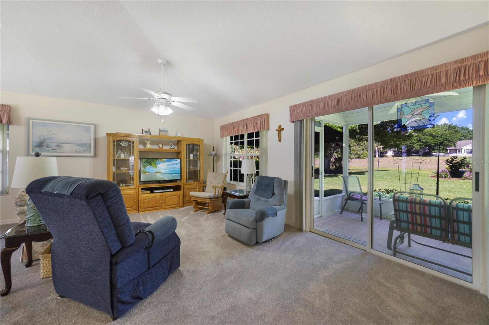 239 JUNIPER WAY, TAVARES, FL, 32778