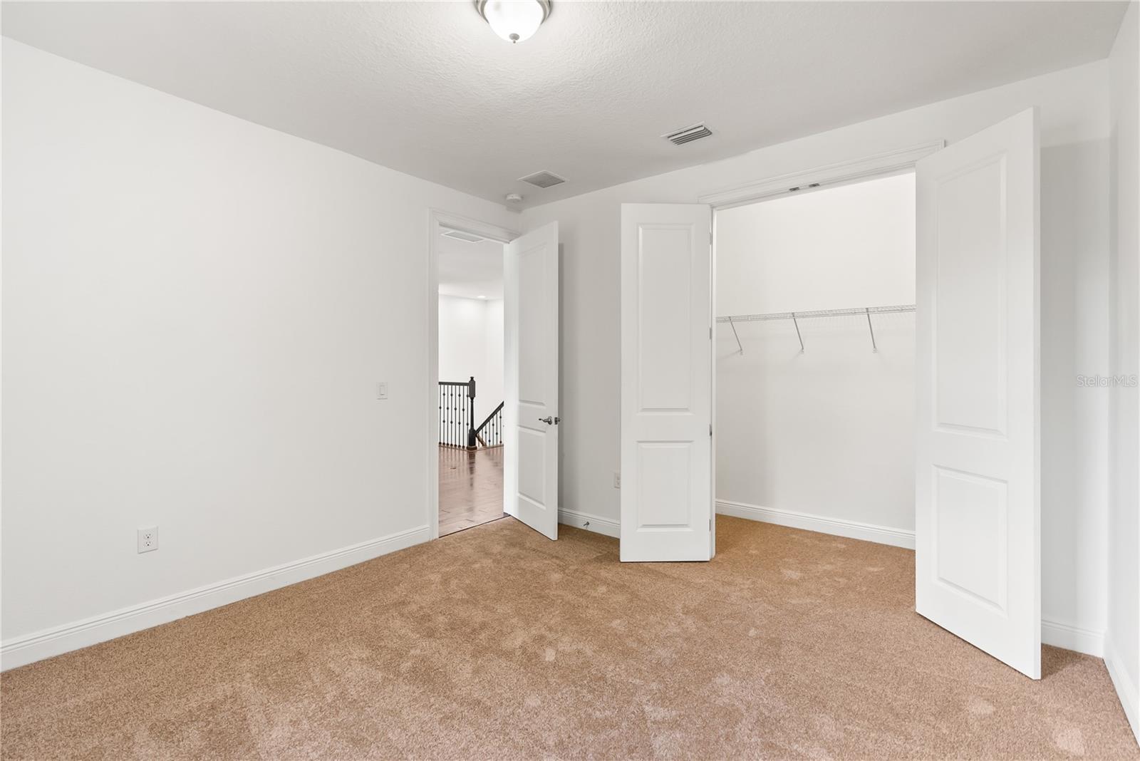 1800 ROBINHOOD ST, SARASOTA, FL, 34231