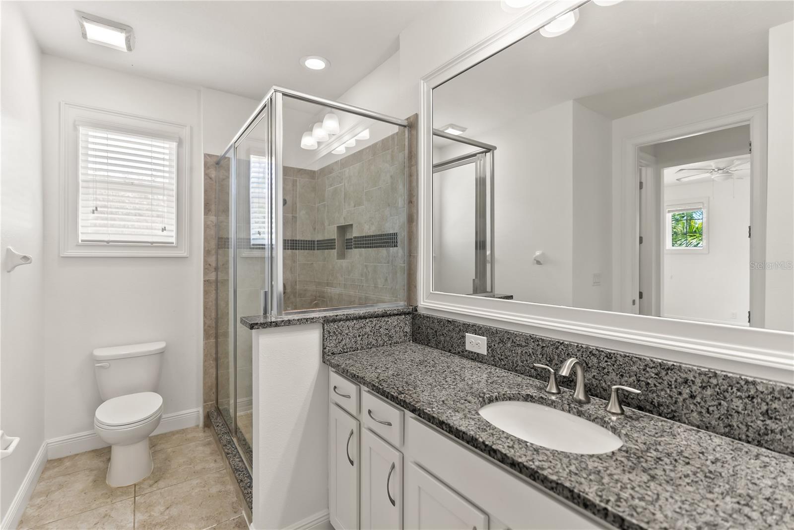 1800 ROBINHOOD ST, SARASOTA, FL, 34231
