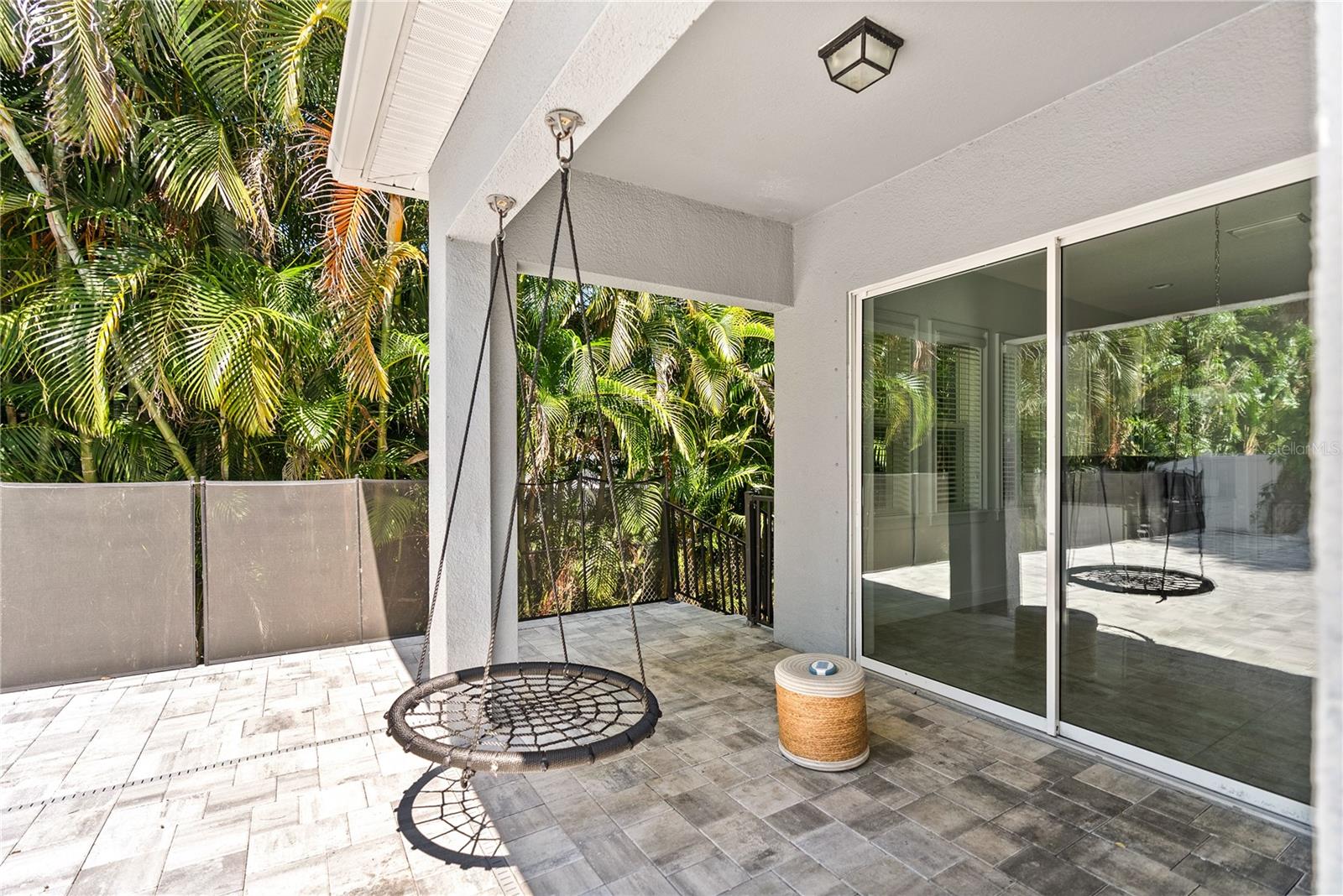 1800 ROBINHOOD ST, SARASOTA, FL, 34231
