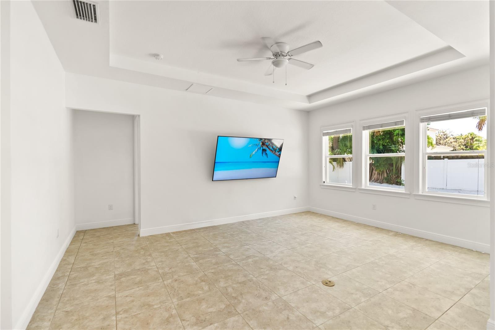 1800 ROBINHOOD ST, SARASOTA, FL, 34231
