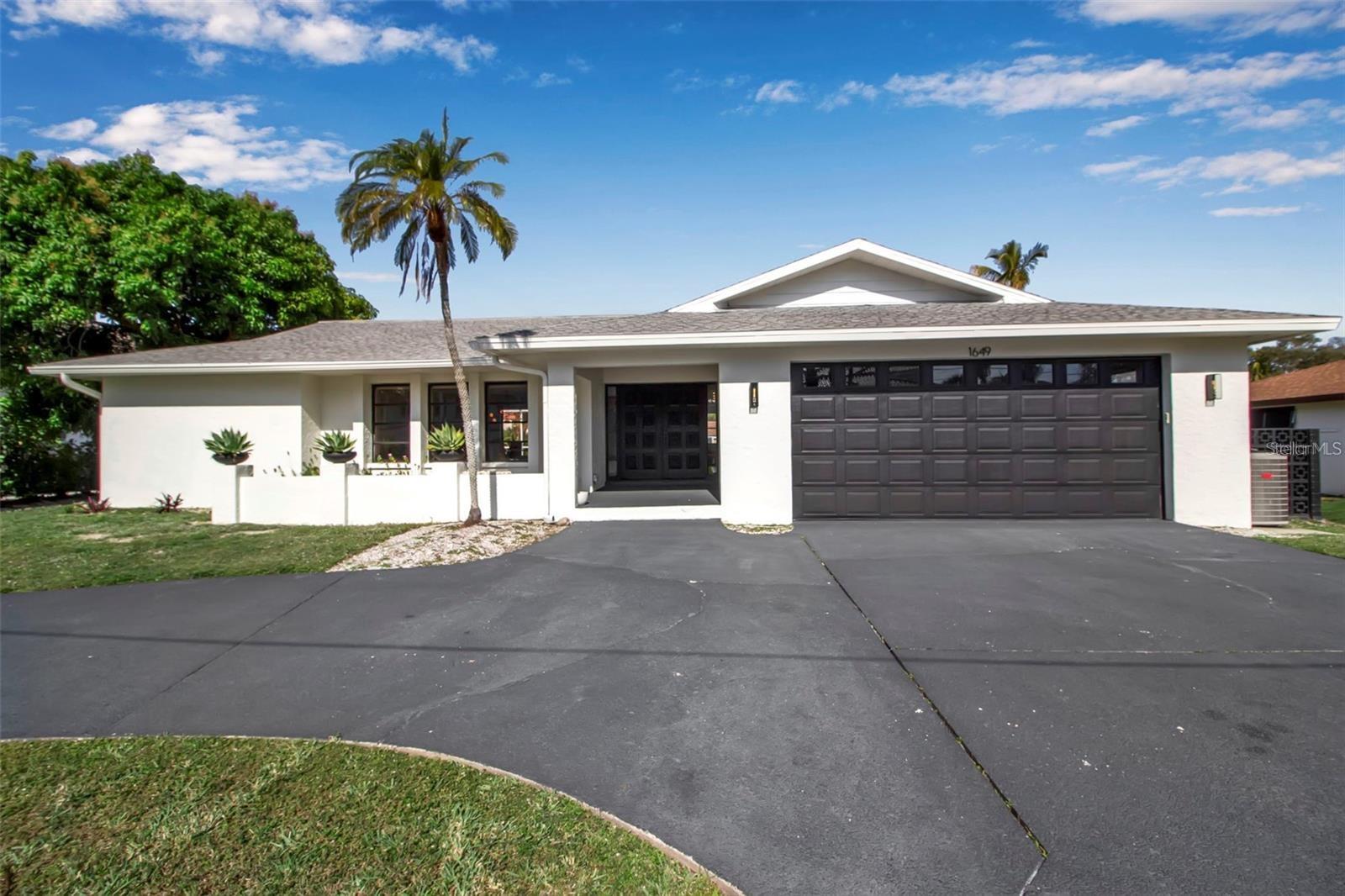 1649 STANFORD LN, SARASOTA, FL, 34231
