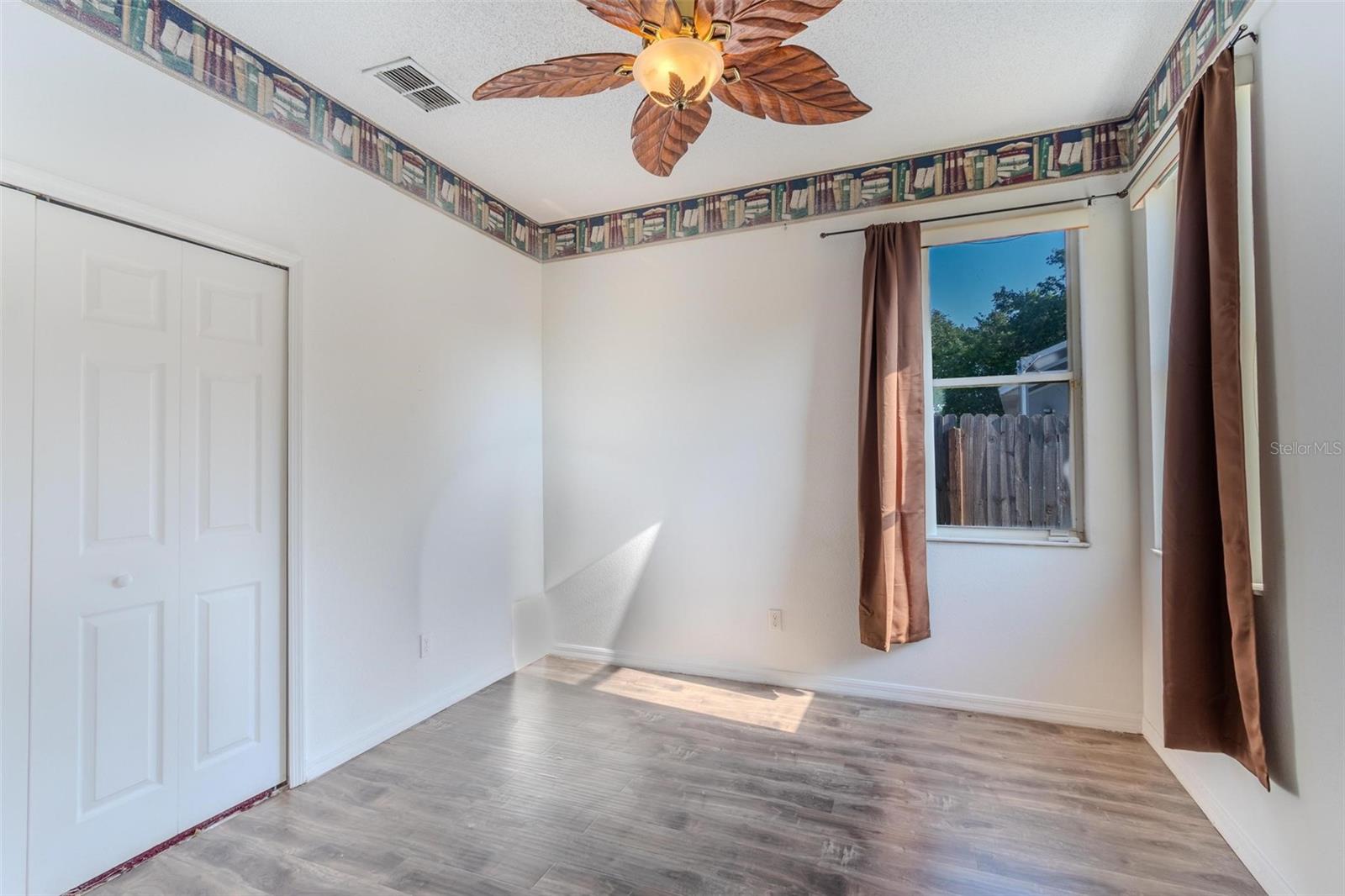 10 NEVADA LOOP RD, DAVENPORT, FL, 33897