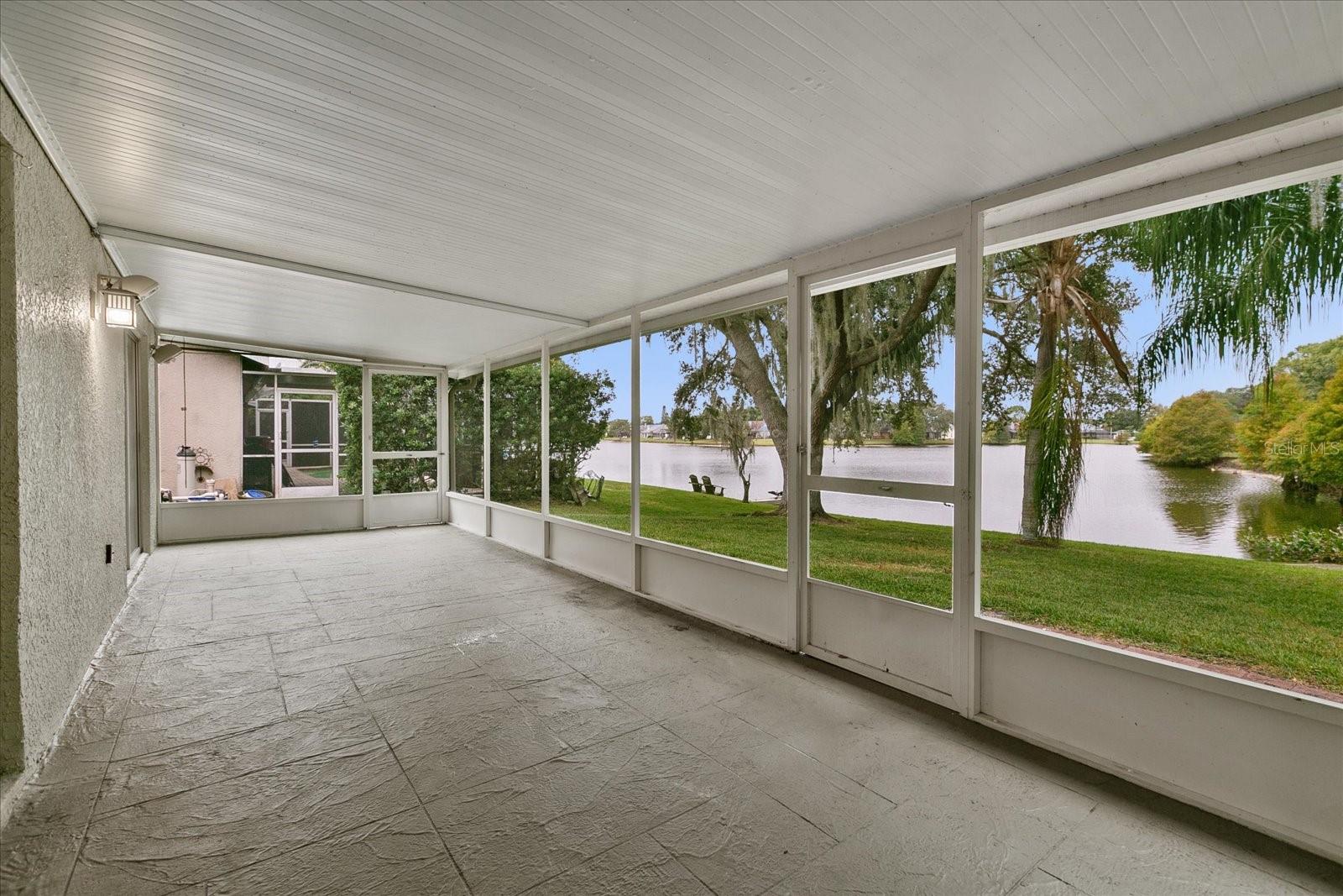 11647 FOX CREEK DR, TAMPA, FL, 33635