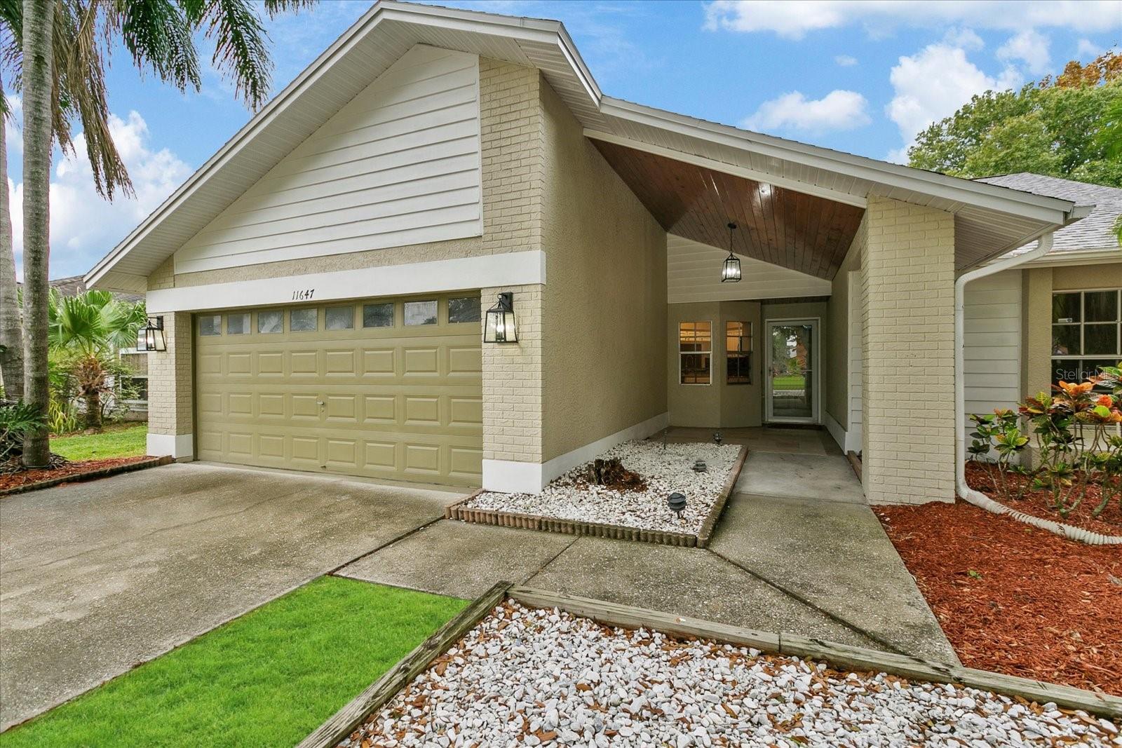 11647 FOX CREEK DR, TAMPA, FL, 33635