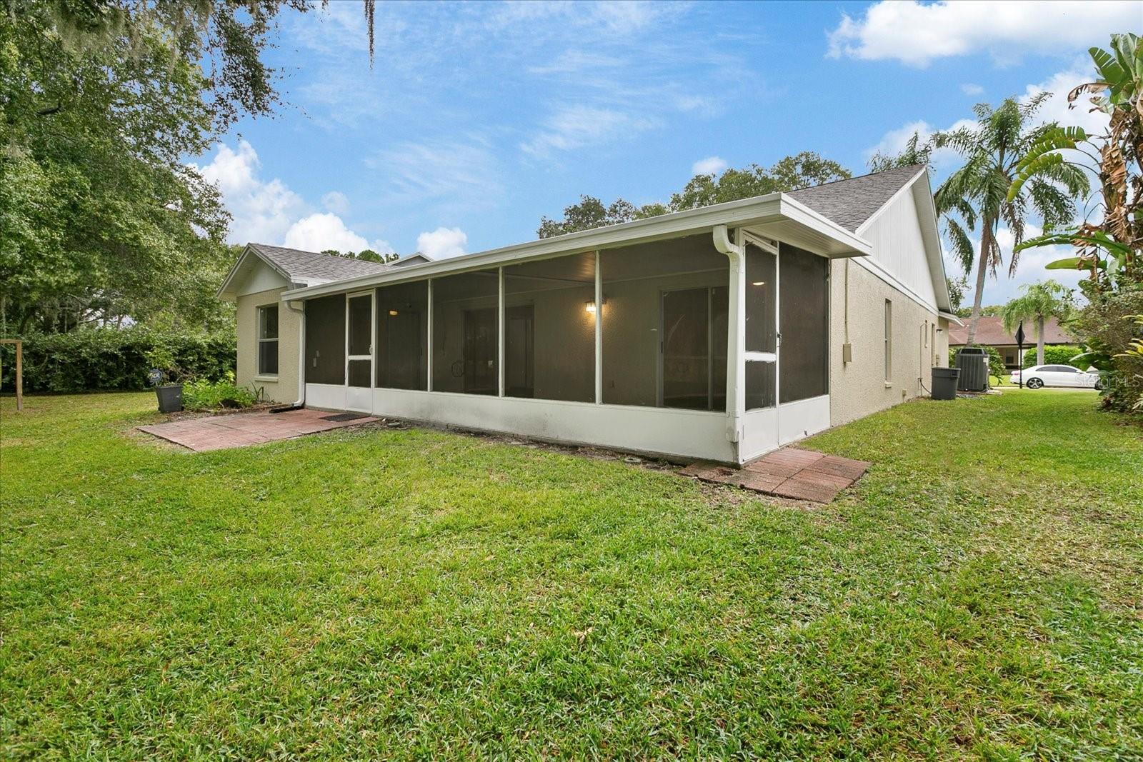 11647 FOX CREEK DR, TAMPA, FL, 33635