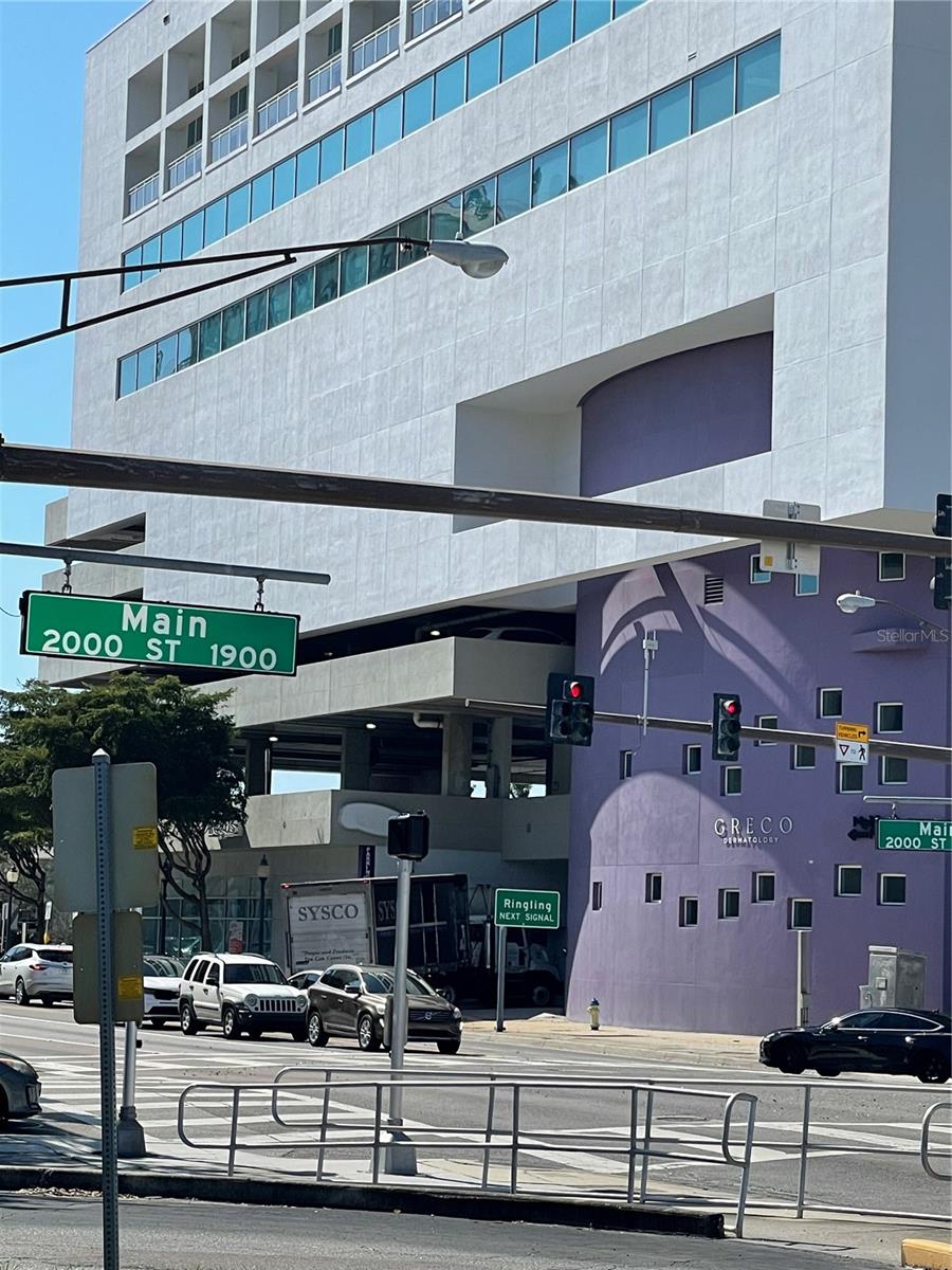 828 S TUTTLE AVE, SARASOTA, FL, 34237