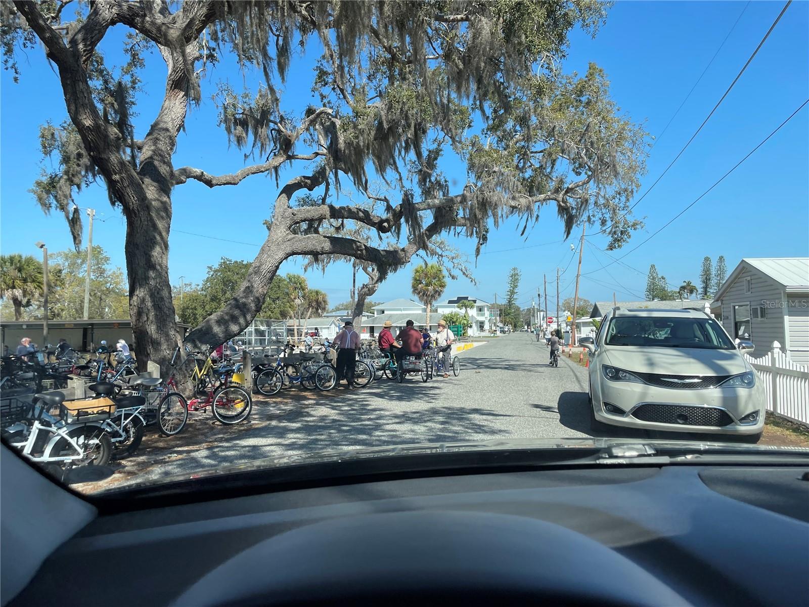 828 S TUTTLE AVE, SARASOTA, FL, 34237