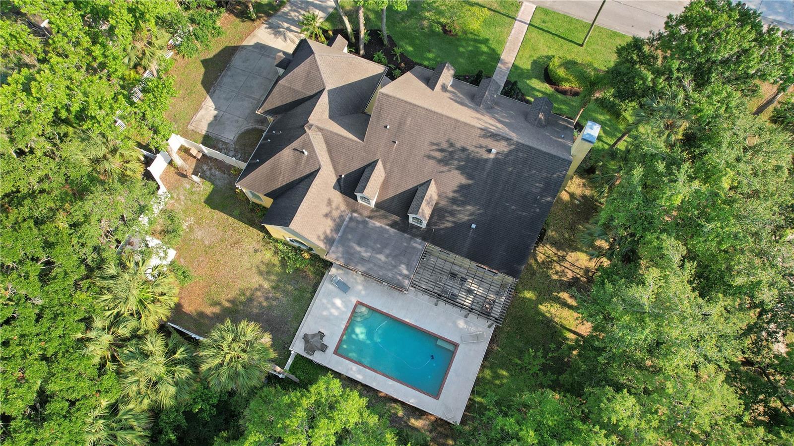 8608 POINSETTIA DR, TEMPLE TERRACE, FL, 33637