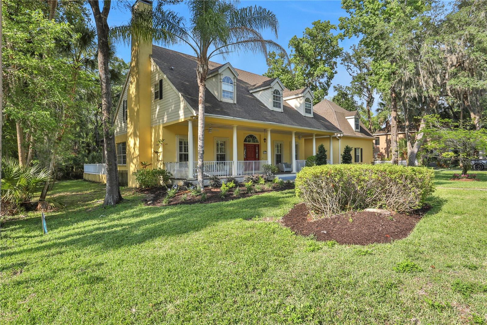8608 POINSETTIA DR, TEMPLE TERRACE, FL, 33637