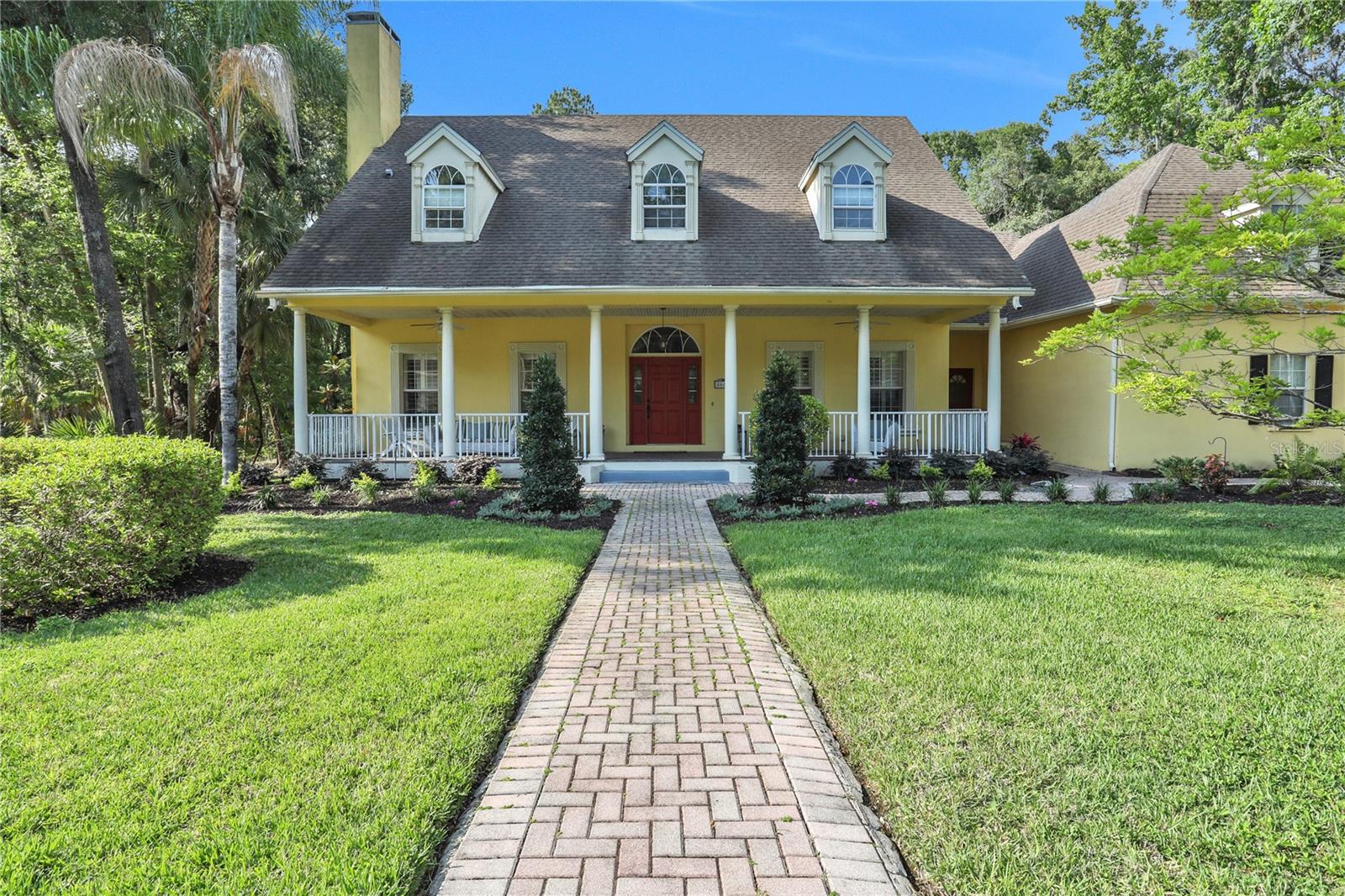 8608 POINSETTIA DR, TEMPLE TERRACE, FL, 33637